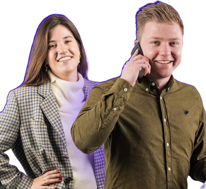 Twee adviseurs van Nedfinity, één belt met een klant